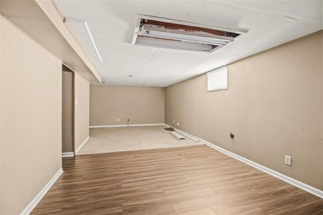 3907 Clearbrook Drive, Lee's Summit, MO 64064