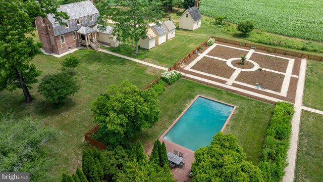 2459 DUNBROOKE RD, Tappahannock, VA 22560