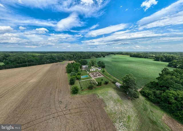 2459 DUNBROOKE RD, Tappahannock, VA 22560