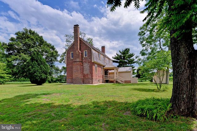 2459 DUNBROOKE RD, Tappahannock, VA 22560