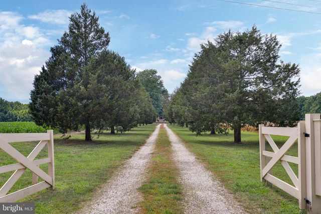 2459 DUNBROOKE RD, Tappahannock, VA 22560