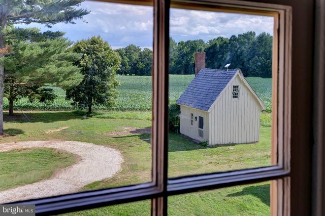 2459 DUNBROOKE RD, Tappahannock, VA 22560