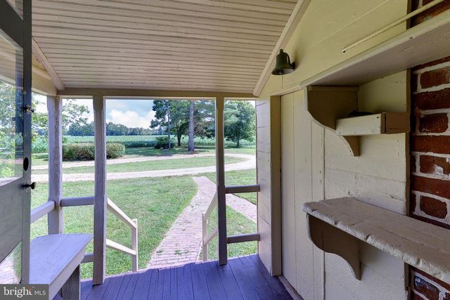 2459 DUNBROOKE RD, Tappahannock, VA 22560