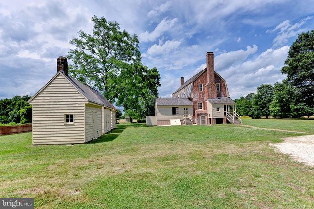 2459 DUNBROOKE RD, Tappahannock, VA 22560