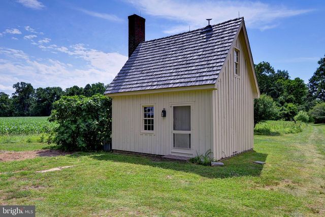 2459 DUNBROOKE RD, Tappahannock, VA 22560