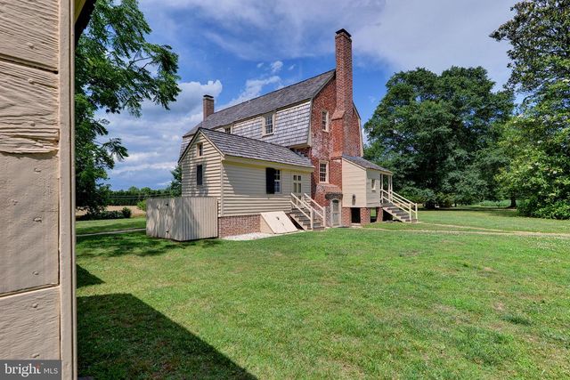 2459 DUNBROOKE RD, Tappahannock, VA 22560