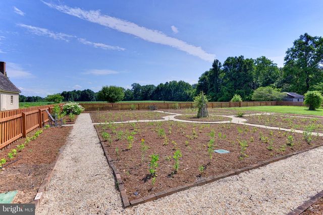 2459 DUNBROOKE RD, Tappahannock, VA 22560