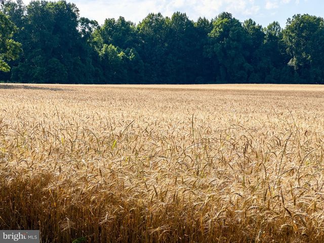 2459 DUNBROOKE RD, Tappahannock, VA 22560