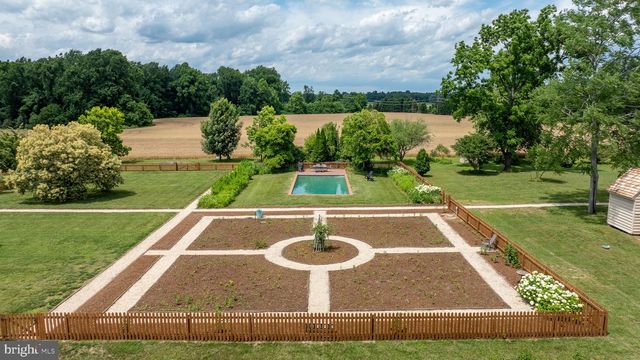 2459 DUNBROOKE RD, Tappahannock, VA 22560