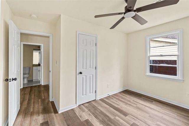 188 Oak SE Drive, Atlanta, GA 30354