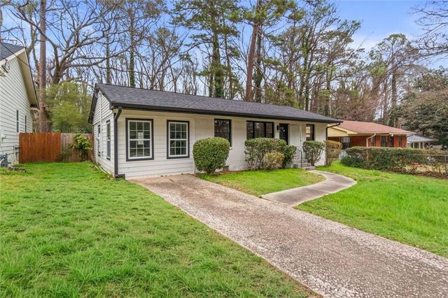 188 Oak SE Drive, Atlanta, GA 30354