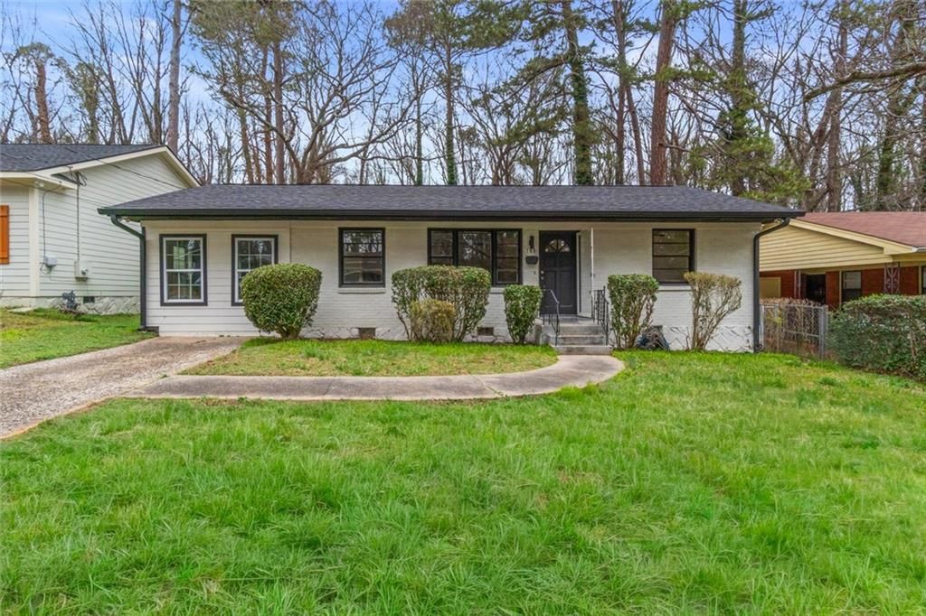 188 Oak SE Drive, Atlanta, GA 30354