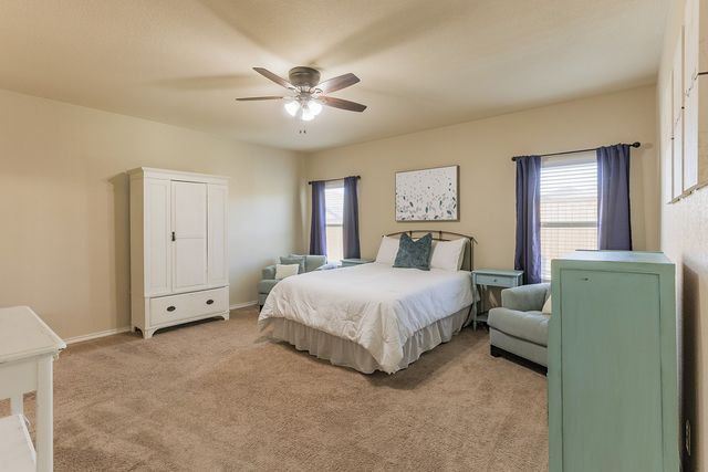 253 Meadowlands Drive, Ponder, TX 76259