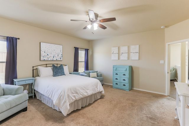 253 Meadowlands Drive, Ponder, TX 76259