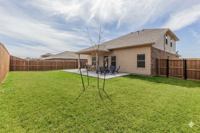 253 Meadowlands Drive, Ponder, TX 76259