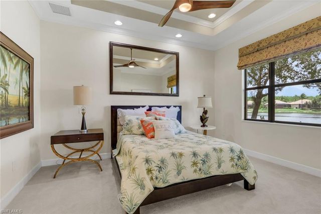 9142 Isla Bella CIR, Bonita Springs, FL 34135