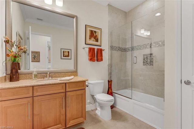9142 Isla Bella CIR, Bonita Springs, FL 34135