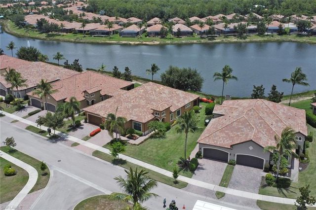 9142 Isla Bella CIR, Bonita Springs, FL 34135