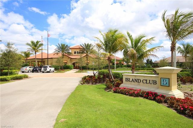 9142 Isla Bella CIR, Bonita Springs, FL 34135