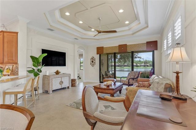 9142 Isla Bella CIR, Bonita Springs, FL 34135