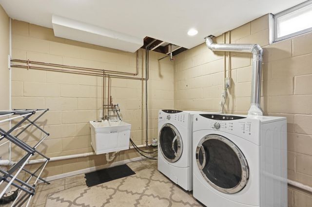 709 Saint Croix Street N, Hudson, WI 54016