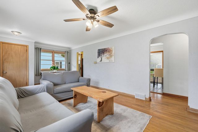 709 Saint Croix Street N, Hudson, WI 54016