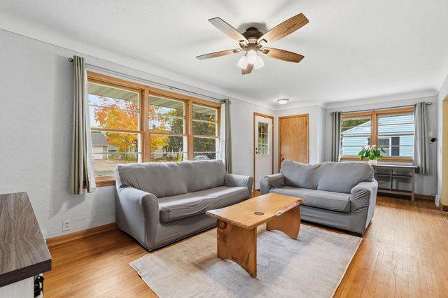 709 Saint Croix Street N, Hudson, WI 54016