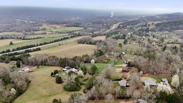 125 Ridge Road, Whitwell, TN 37397