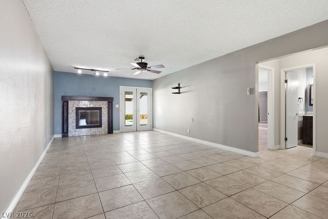 4561 Paseo El Rio Drive, Las Vegas, NV 89121