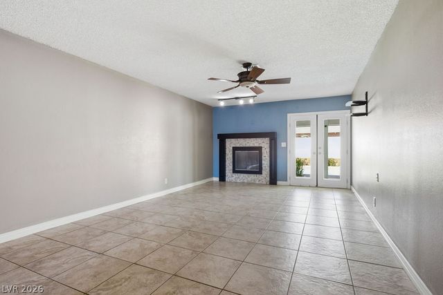 4561 Paseo El Rio Drive, Las Vegas, NV 89121