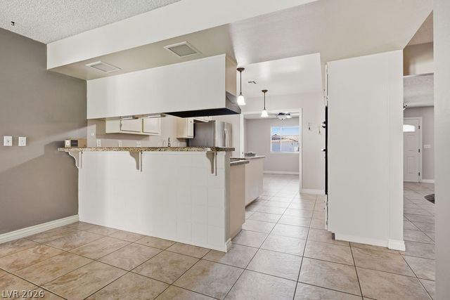 4561 Paseo El Rio Drive, Las Vegas, NV 89121