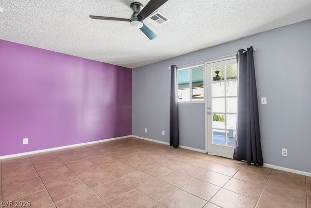 4561 Paseo El Rio Drive, Las Vegas, NV 89121