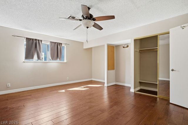 4561 Paseo El Rio Drive, Las Vegas, NV 89121