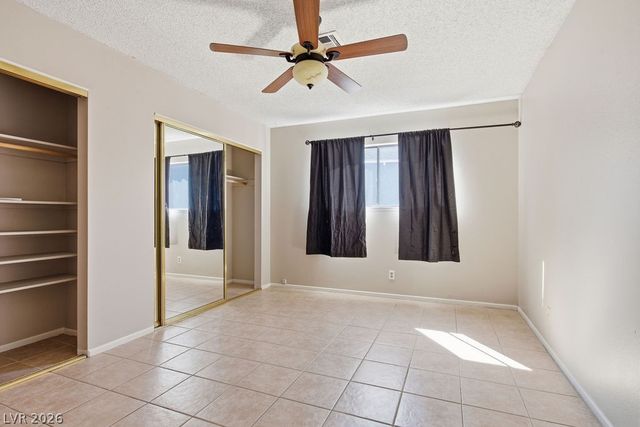 4561 Paseo El Rio Drive, Las Vegas, NV 89121