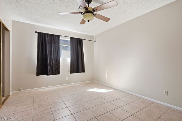 4561 Paseo El Rio Drive, Las Vegas, NV 89121