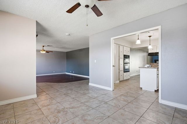 4561 Paseo El Rio Drive, Las Vegas, NV 89121