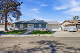 4561 Paseo El Rio Drive, Las Vegas, NV 89121