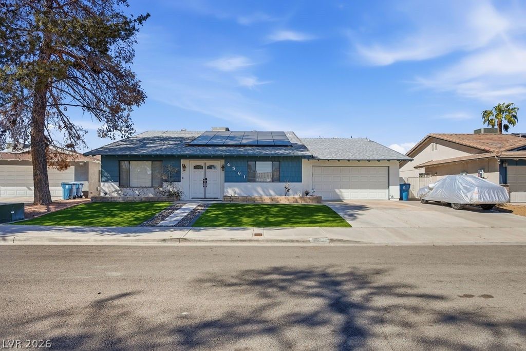 4561 Paseo El Rio Drive, Las Vegas, NV 89121