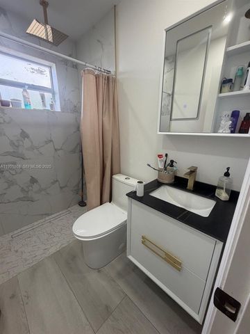 660 SW 30th Ter, Fort Lauderdale, FL 33312