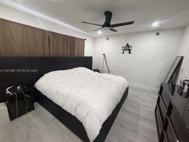 660 SW 30th Ter, Fort Lauderdale, FL 33312