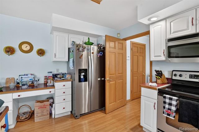 4260 Sylvan Road, Grass Lake, MI 49240