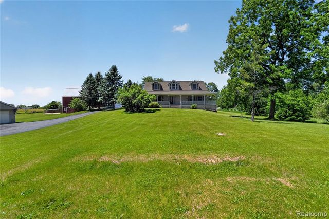 4260 Sylvan Road, Grass Lake, MI 49240