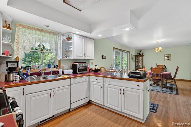 4260 Sylvan Road, Grass Lake, MI 49240
