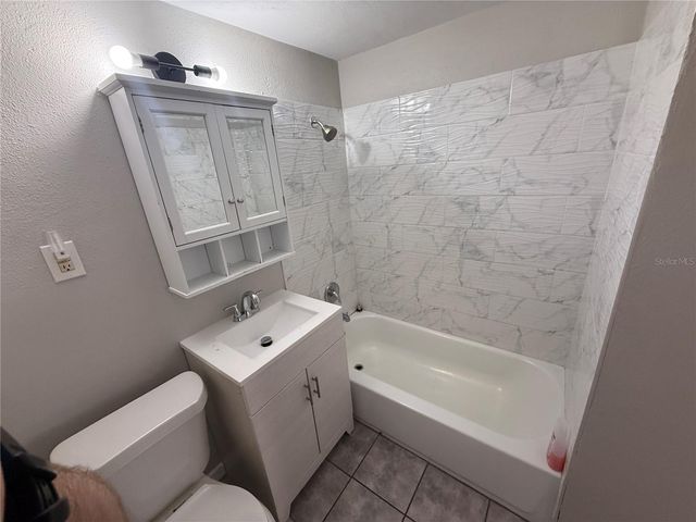 937 15TH STREET W A, Bradenton, FL 34205