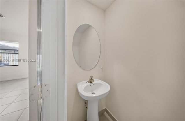 23450 SW 127th Pl, Homestead, FL 33032