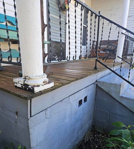 418 Front Street, Vanceburg, KY 41179