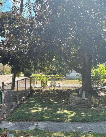 418 Front Street, Vanceburg, KY 41179