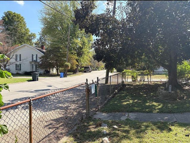 418 Front Street, Vanceburg, KY 41179