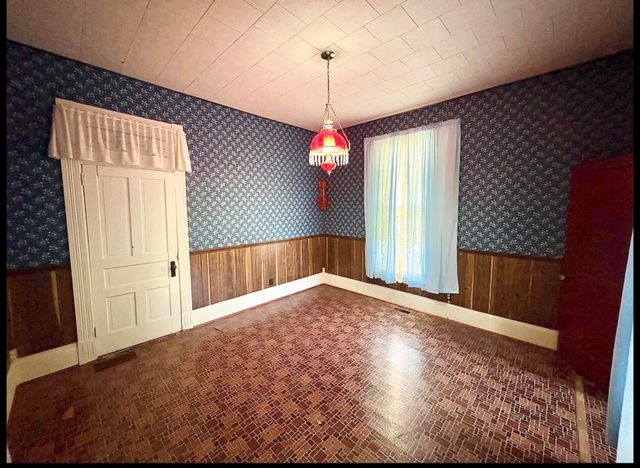 418 Front Street, Vanceburg, KY 41179