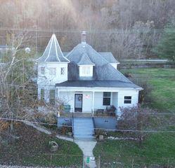 418 Front Street, Vanceburg, KY 41179